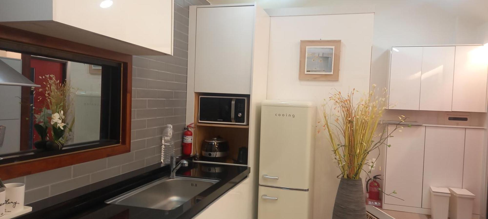 Hamdeok Pool Villa Pension Чеджу Екстериор снимка